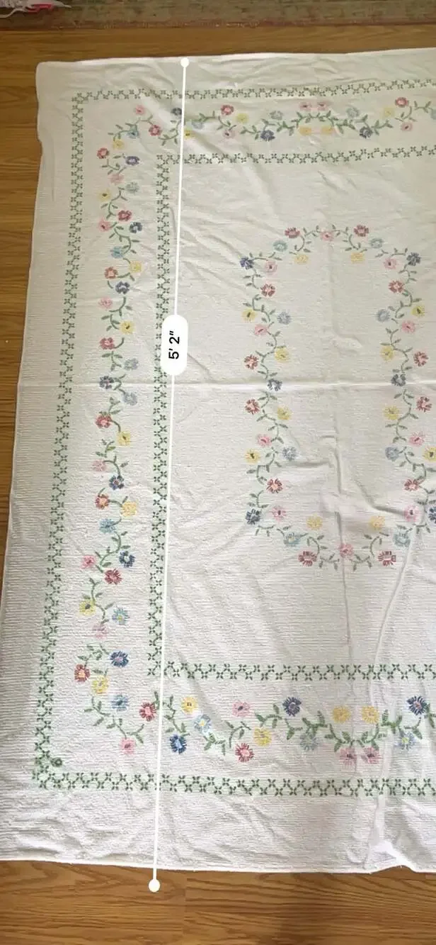 Vintage Floral Print Rectangular Tablecloth with Cross-Stitch Design